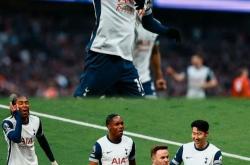 lol转区-热刺主场终结曼联连胜，保住英超榜首位置！的简单介绍