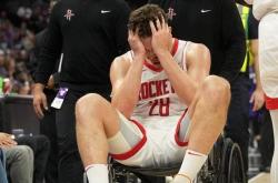 lol高校认证-勇士客场不敌爵士，遭遇两连败