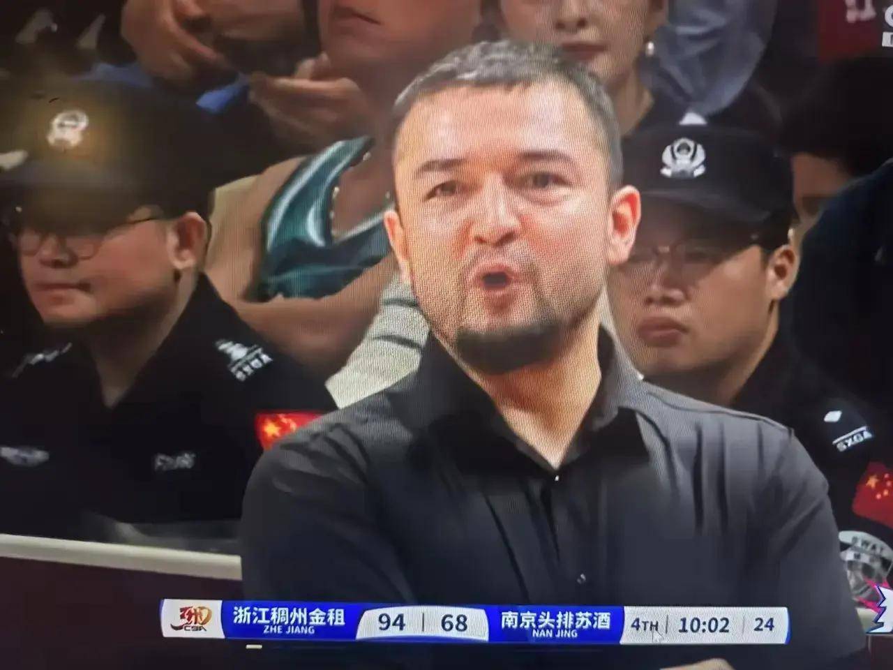 包含西热力江表现出色，成为球队利器的词条