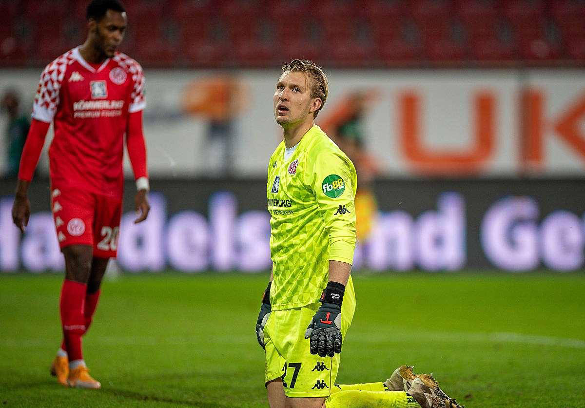 多特蒙德客场大胜沃尔夫斯堡,领先优势扩大 多特蒙德客场大胜沃尔夫斯堡,领先优势扩大