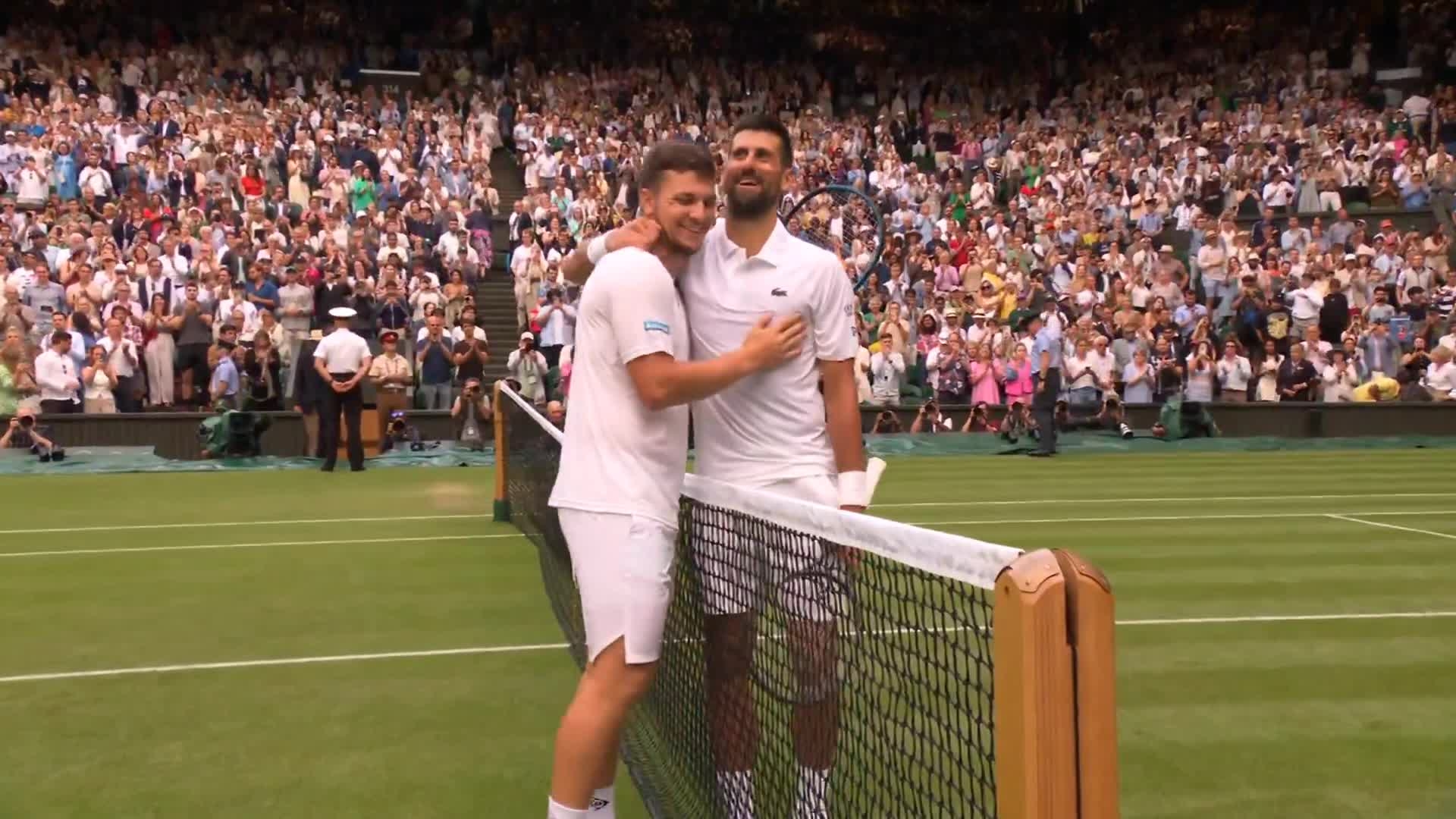 温网碾压法网，兹维列夫带队取胜的简单介绍