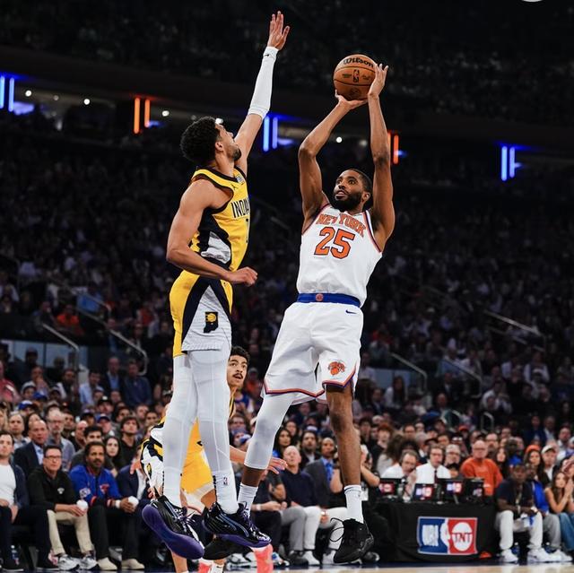 北京队逆转步行者，布伦森带队取胜